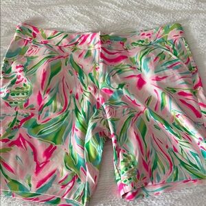 EUC Lilly Pulitzer Shorts Sz 16